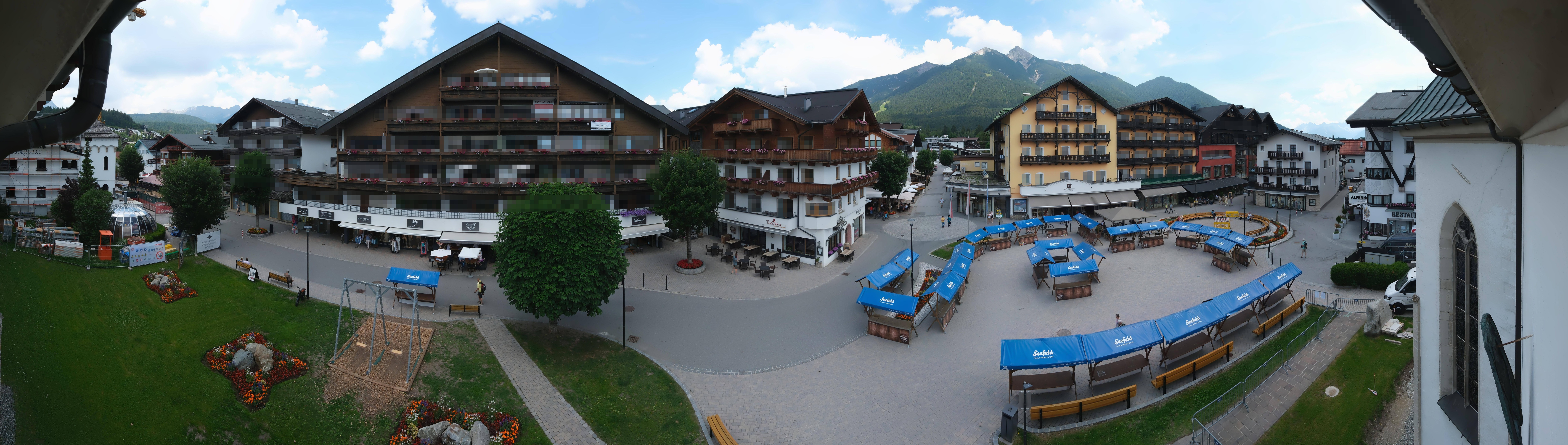 Archiv Foto Webcam Dorfplatz, Seefeld in Tirol