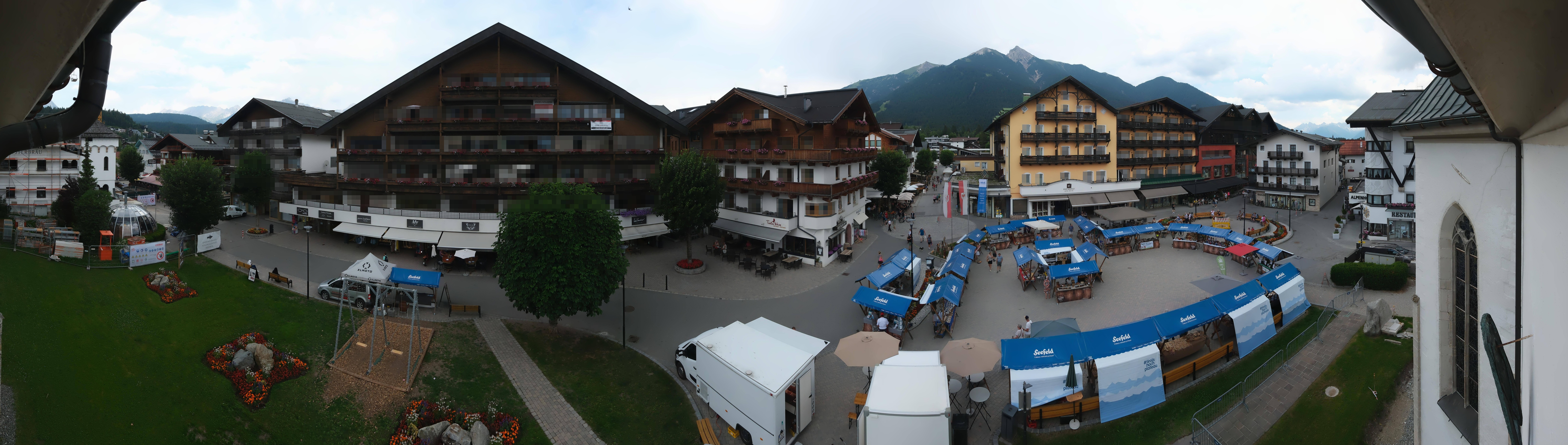 Archiv Foto Webcam Dorfplatz, Seefeld in Tirol