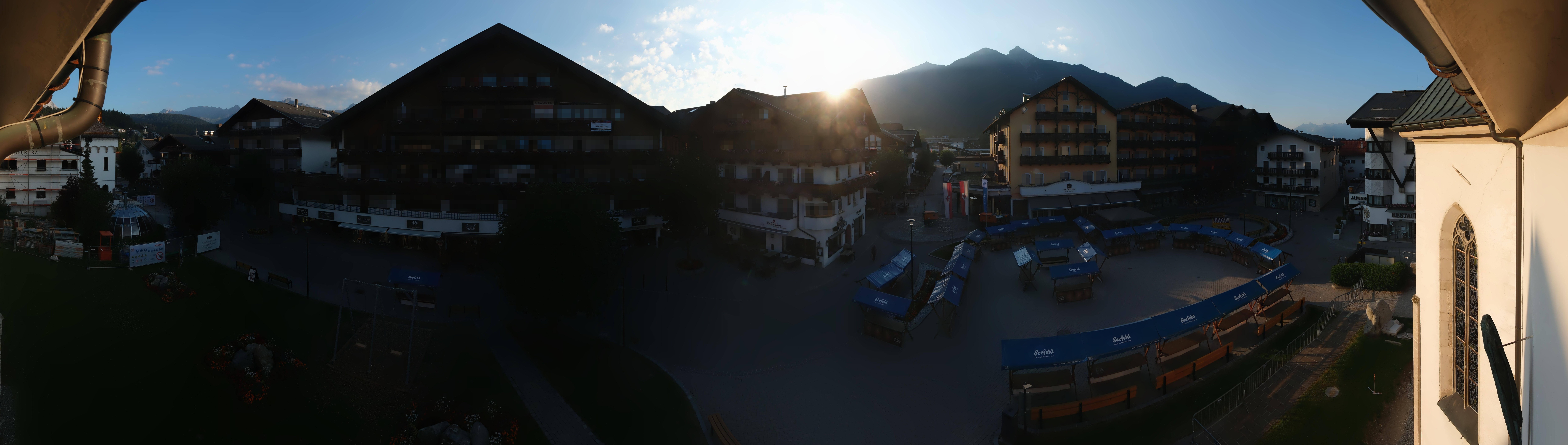 Archiv Foto Webcam Dorfplatz, Seefeld in Tirol