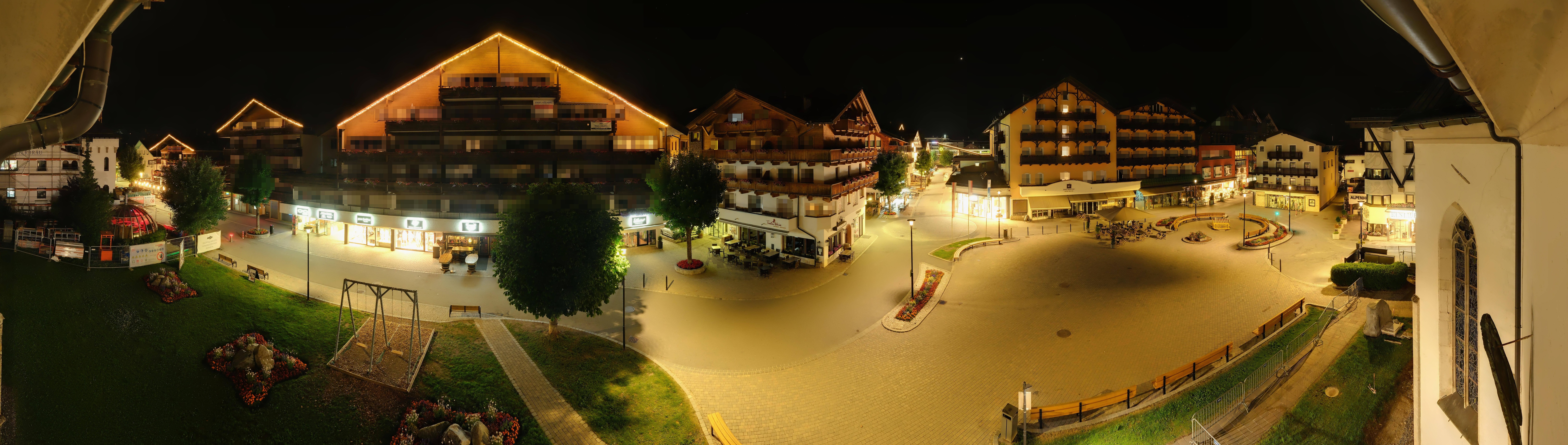 Archiv Foto Webcam Dorfplatz, Seefeld in Tirol