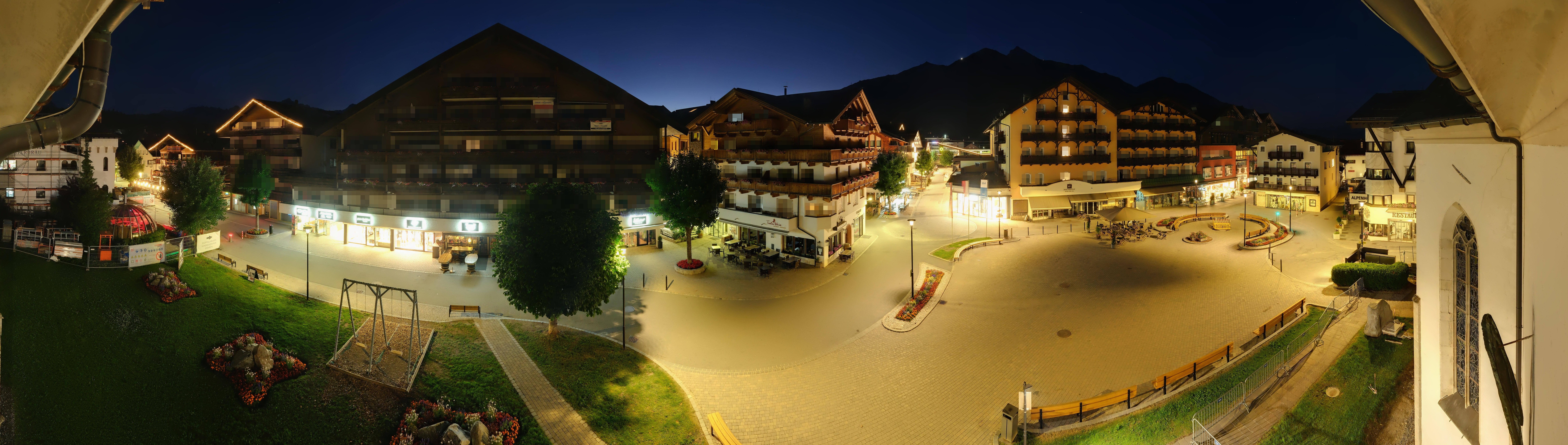 Archiv Foto Webcam Dorfplatz, Seefeld in Tirol