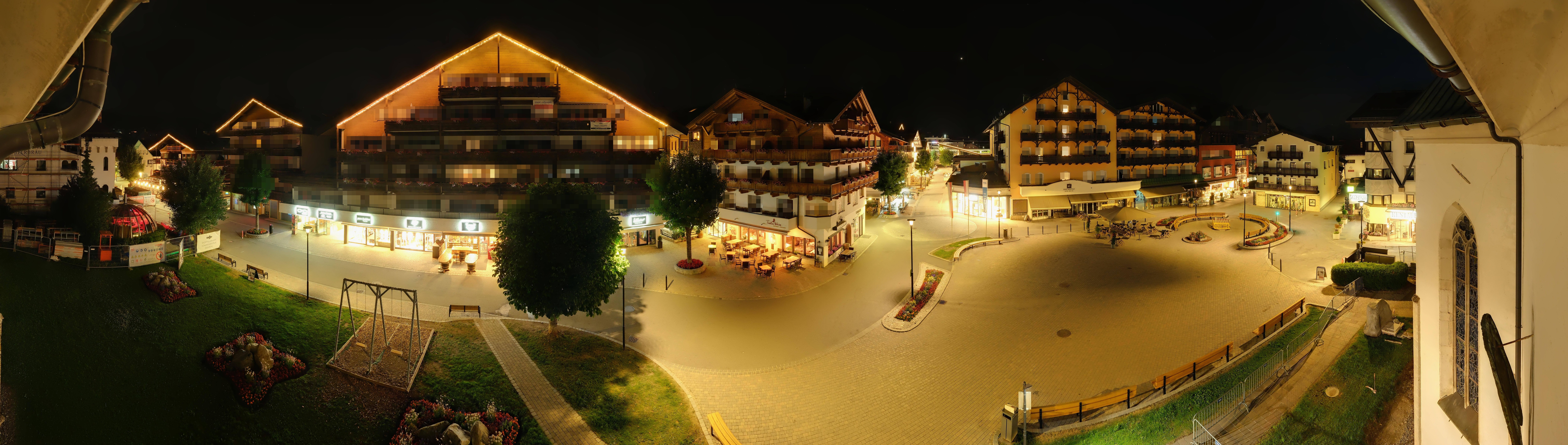 Archiv Foto Webcam Dorfplatz, Seefeld in Tirol