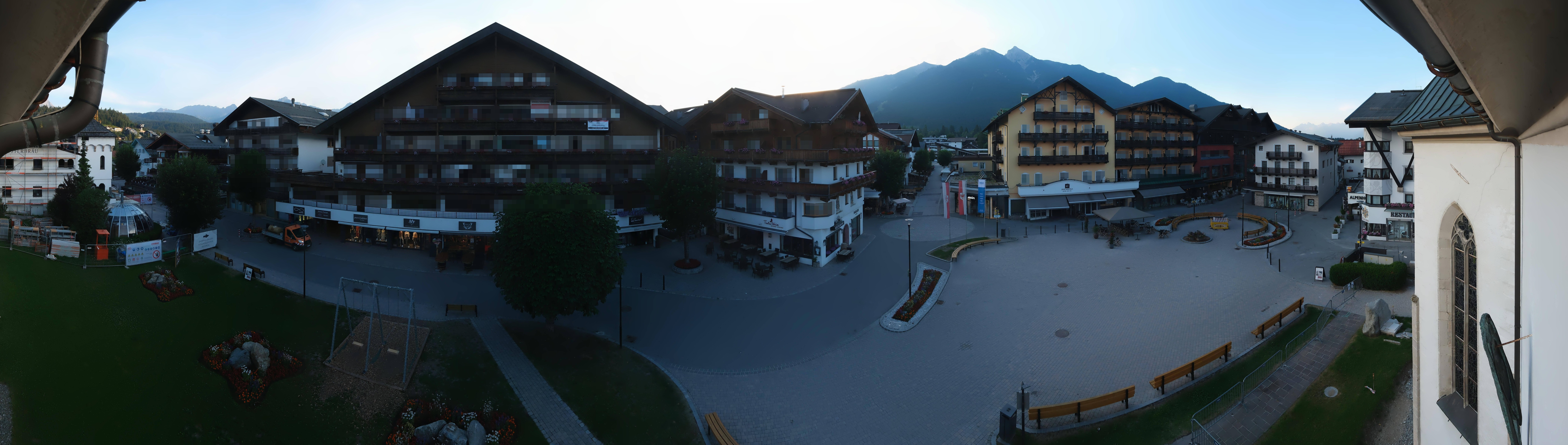 Archiv Foto Webcam Dorfplatz, Seefeld in Tirol