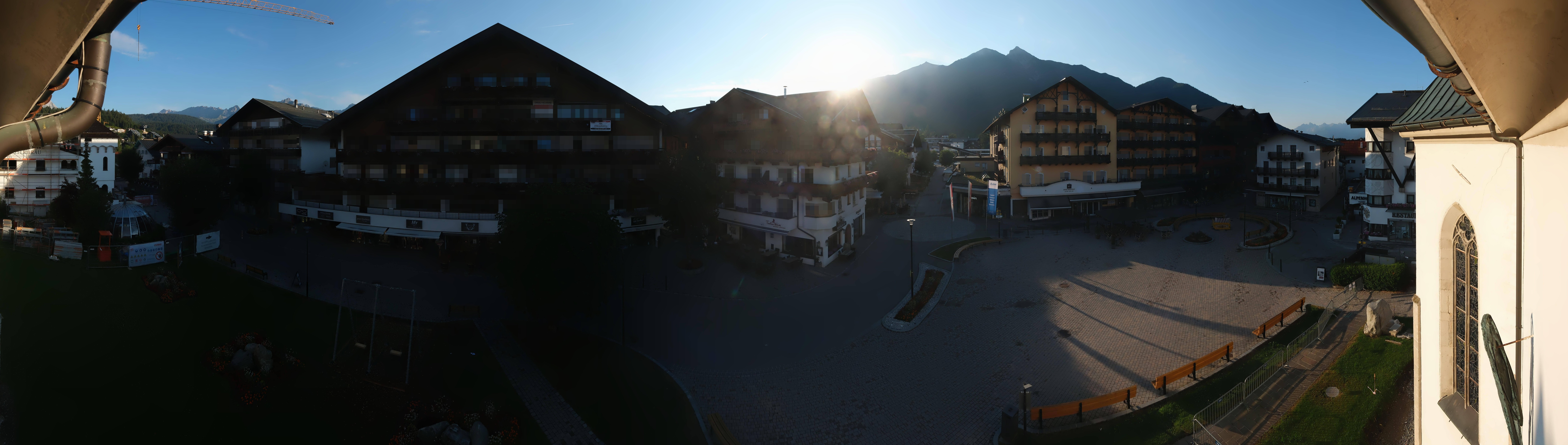 Archiv Foto Webcam Dorfplatz, Seefeld in Tirol