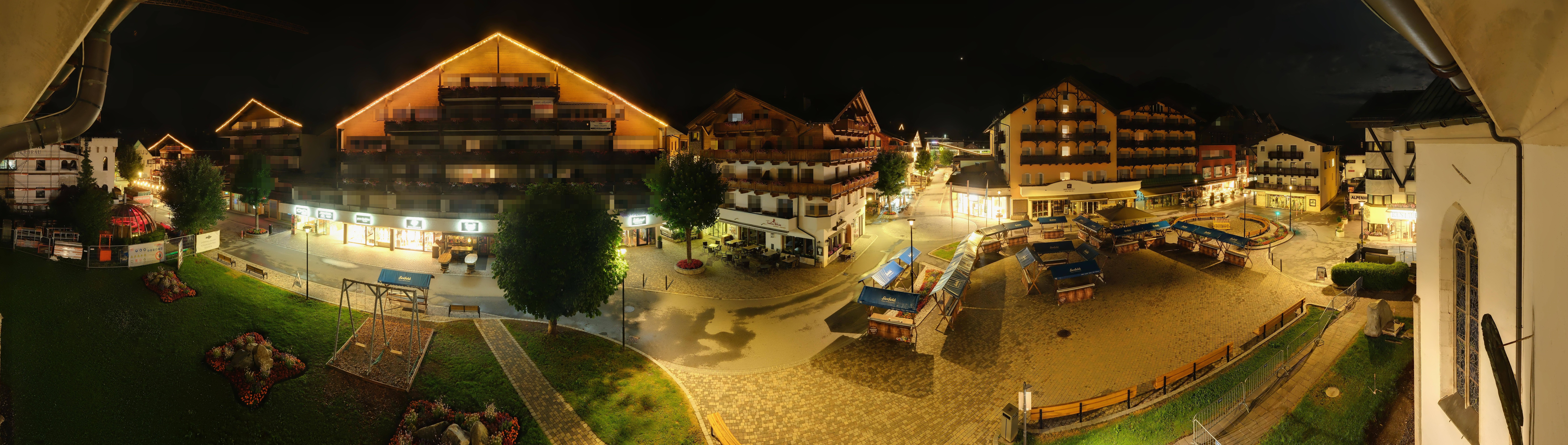 Archiv Foto Webcam Dorfplatz, Seefeld in Tirol