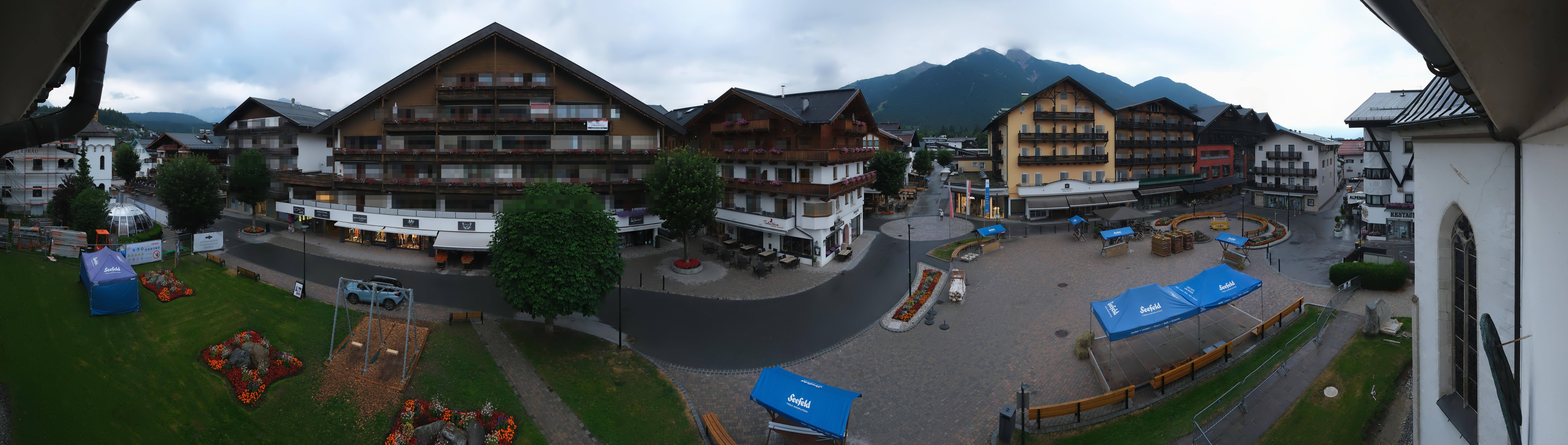 Archiv Foto Webcam Dorfplatz, Seefeld in Tirol