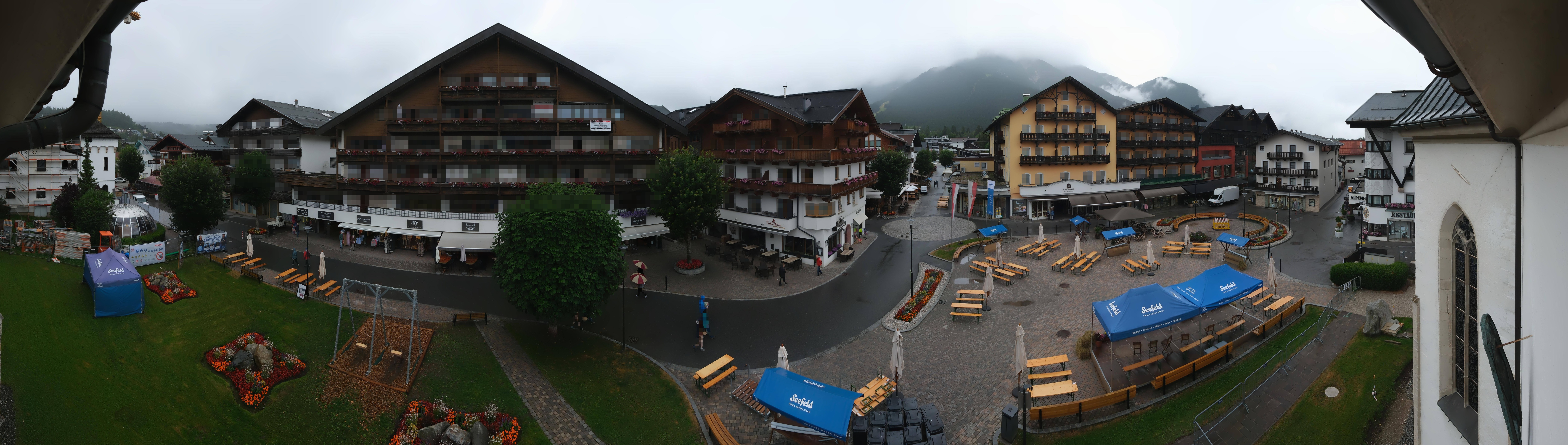 Archiv Foto Webcam Dorfplatz, Seefeld in Tirol