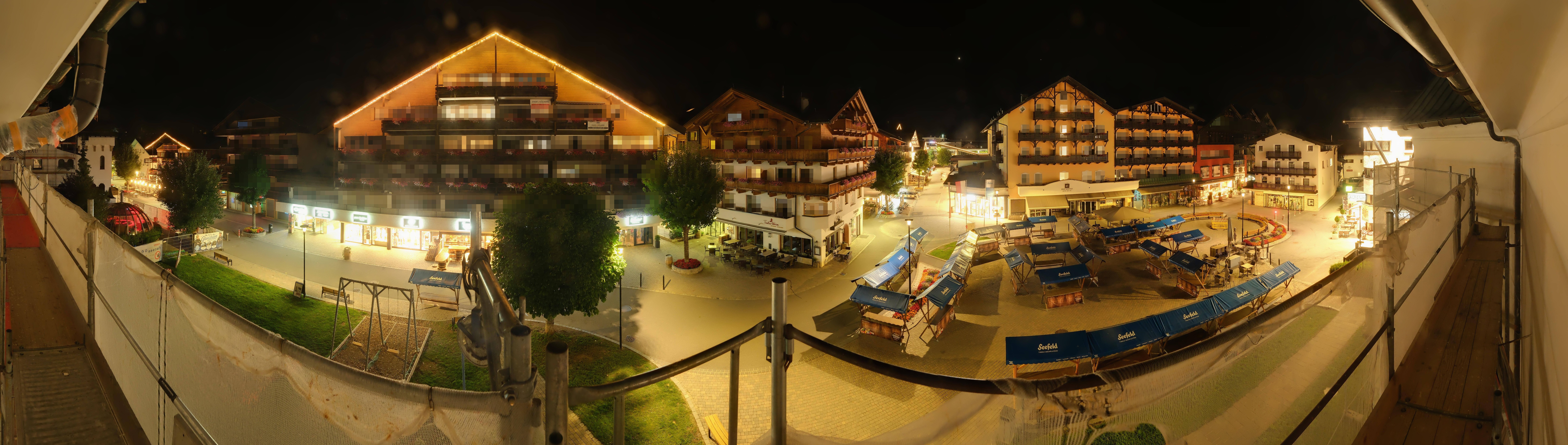 Archiv Foto Webcam Dorfplatz, Seefeld in Tirol