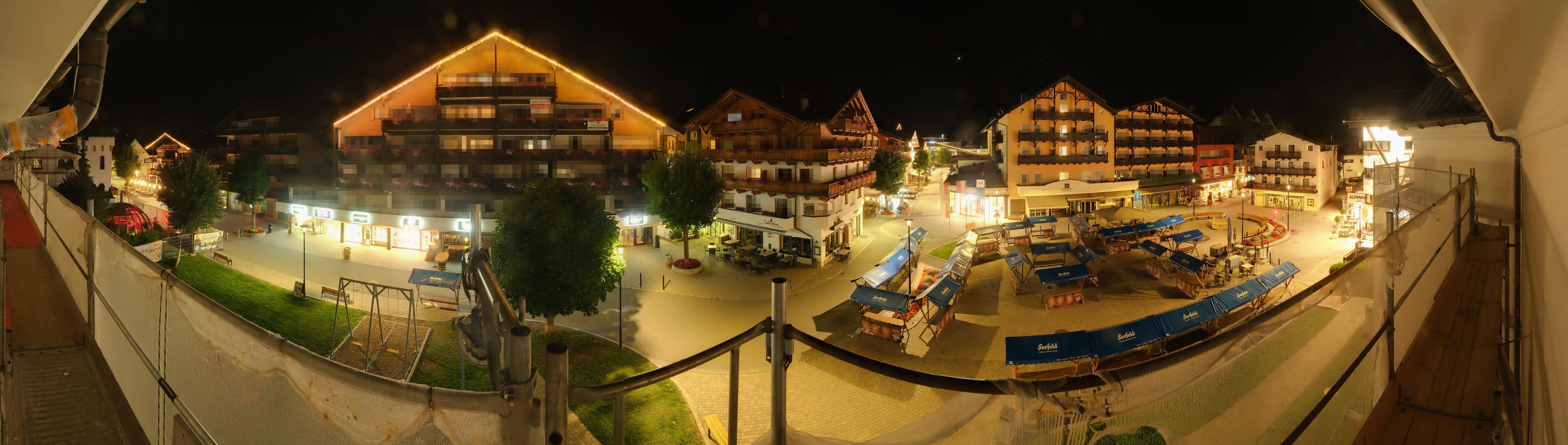 Archiv Foto Webcam Dorfplatz, Seefeld in Tirol