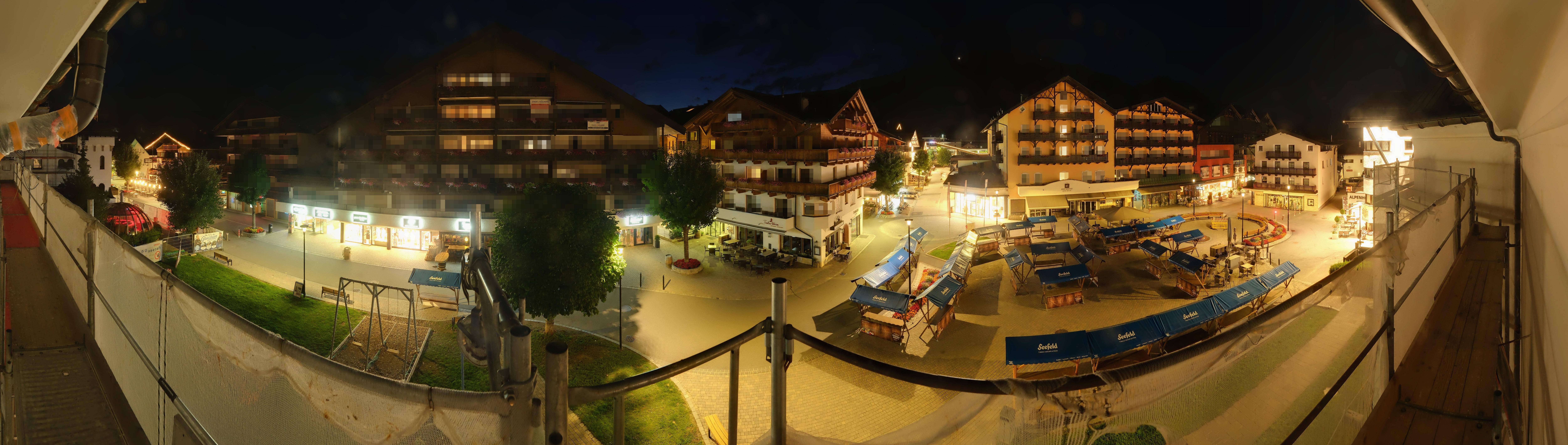 Archiv Foto Webcam Dorfplatz, Seefeld in Tirol