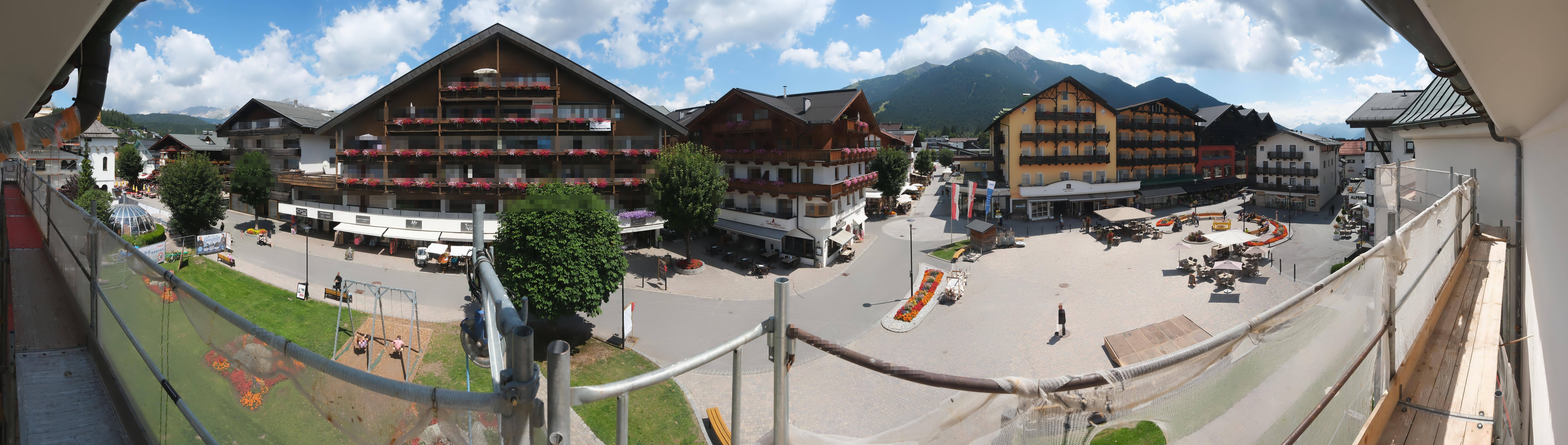 Archiv Foto Webcam Dorfplatz, Seefeld in Tirol