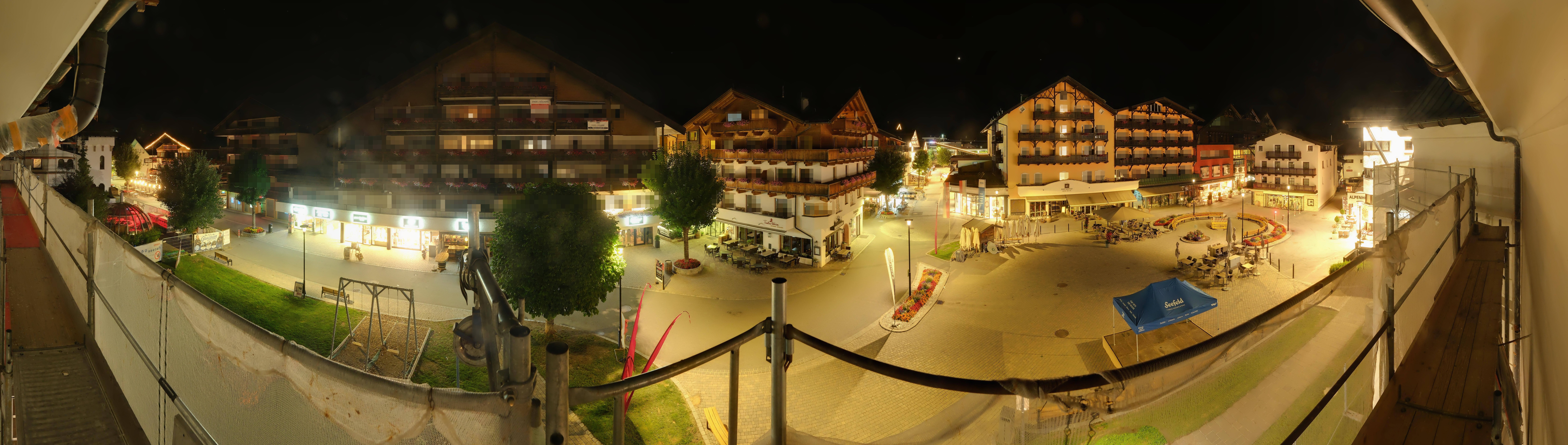 Archiv Foto Webcam Dorfplatz, Seefeld in Tirol