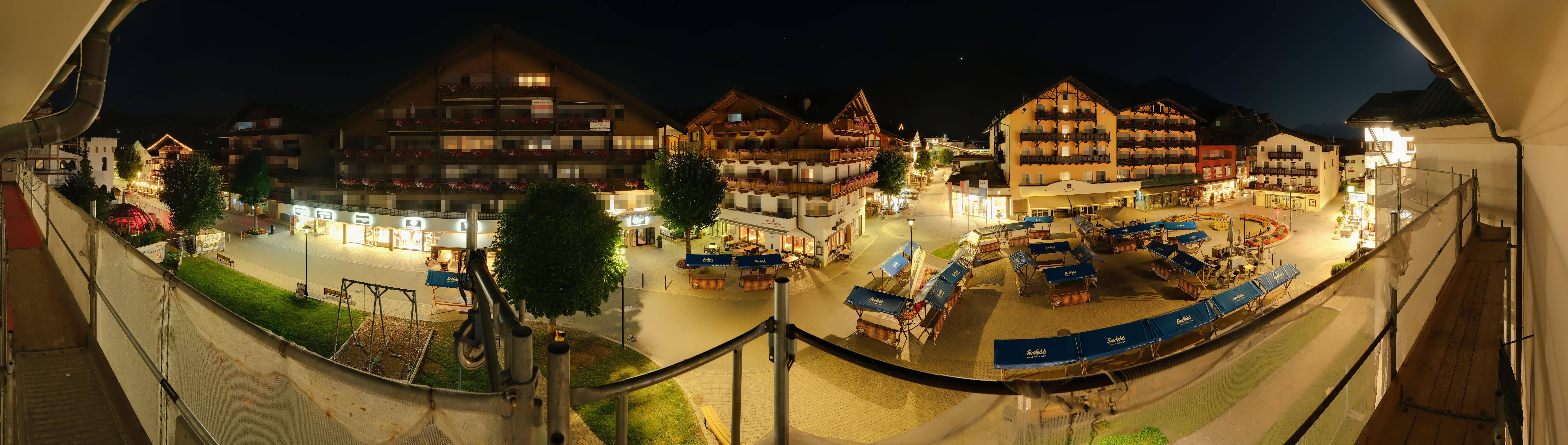 Archiv Foto Webcam Dorfplatz, Seefeld in Tirol