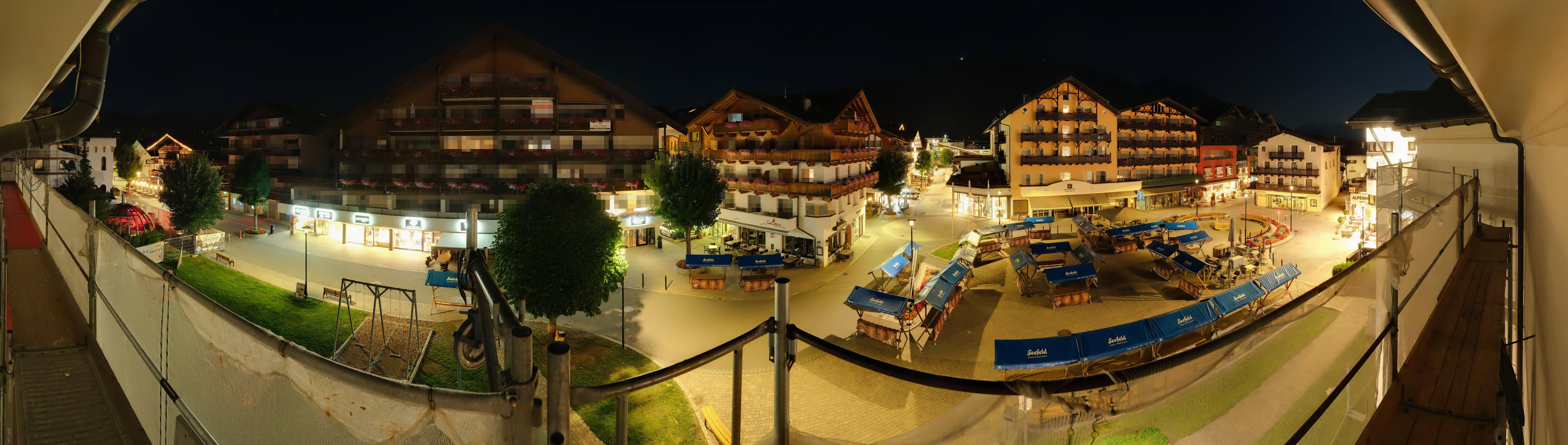 Archiv Foto Webcam Dorfplatz, Seefeld in Tirol