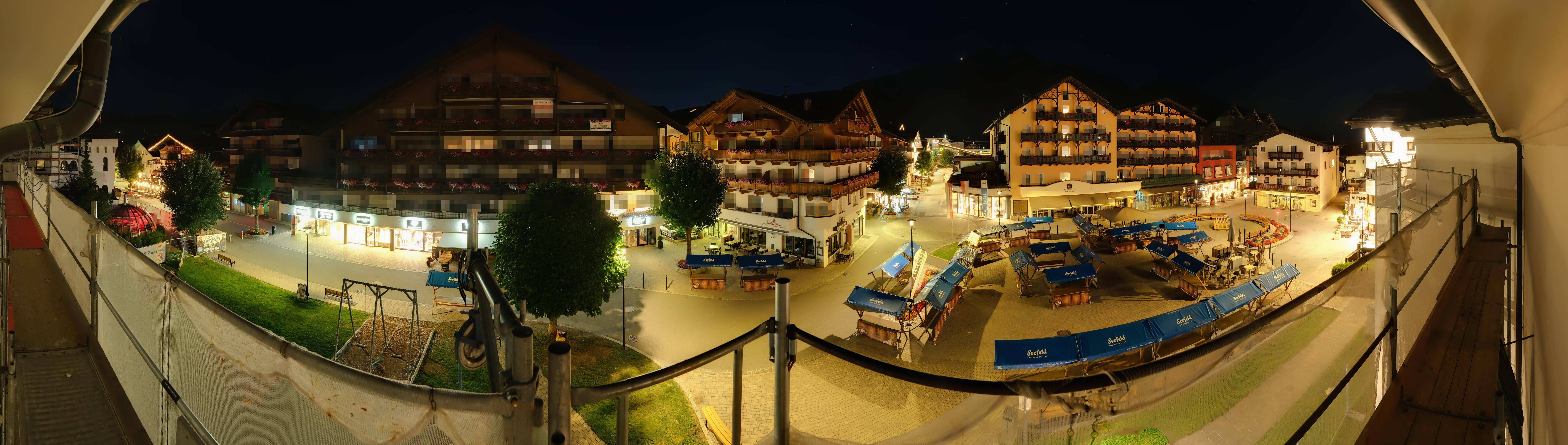 Archiv Foto Webcam Dorfplatz, Seefeld in Tirol