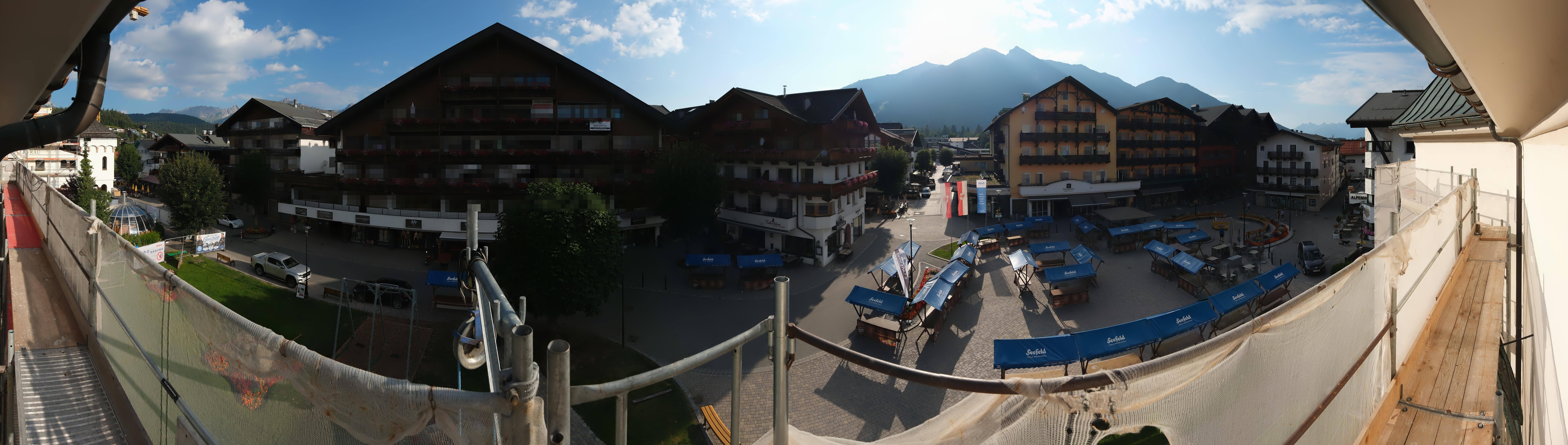 Archiv Foto Webcam Dorfplatz, Seefeld in Tirol