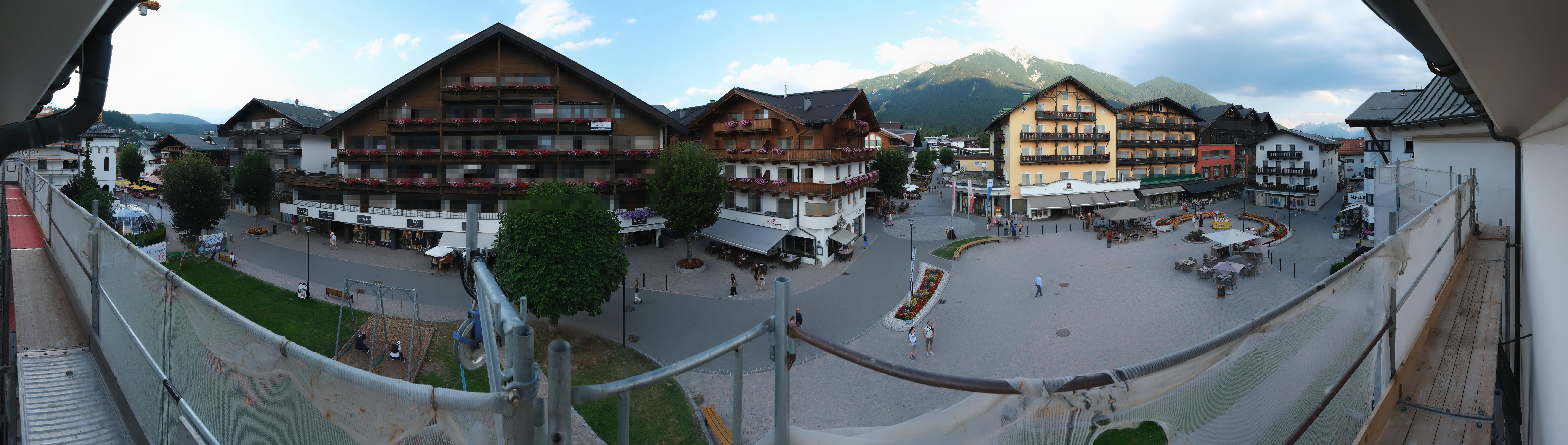 Archiv Foto Webcam Dorfplatz, Seefeld in Tirol