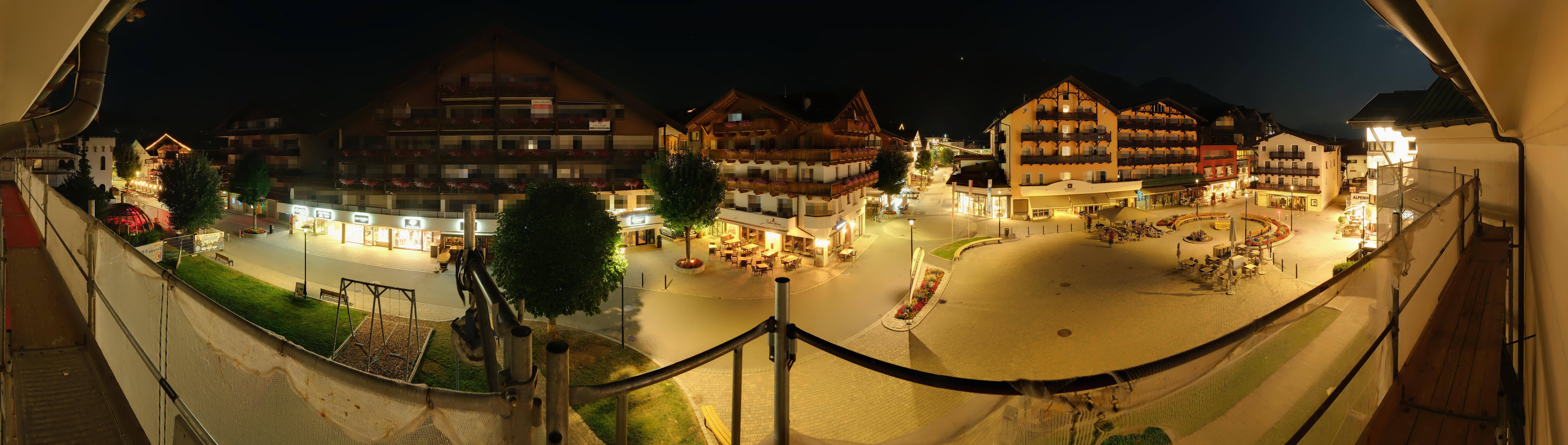 Archiv Foto Webcam Dorfplatz, Seefeld in Tirol
