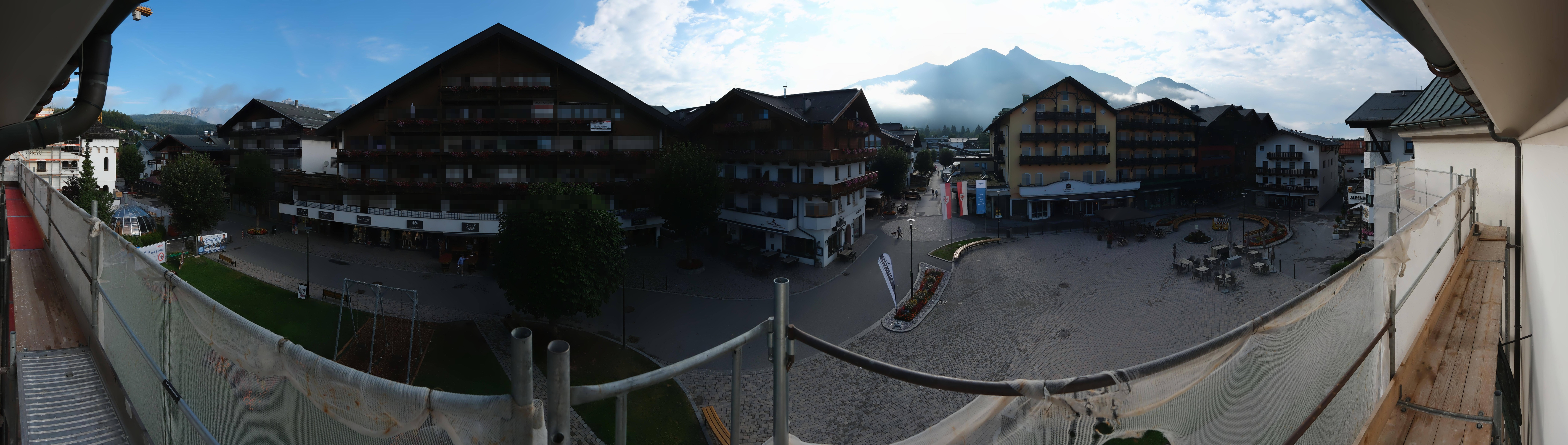 Archiv Foto Webcam Dorfplatz, Seefeld in Tirol