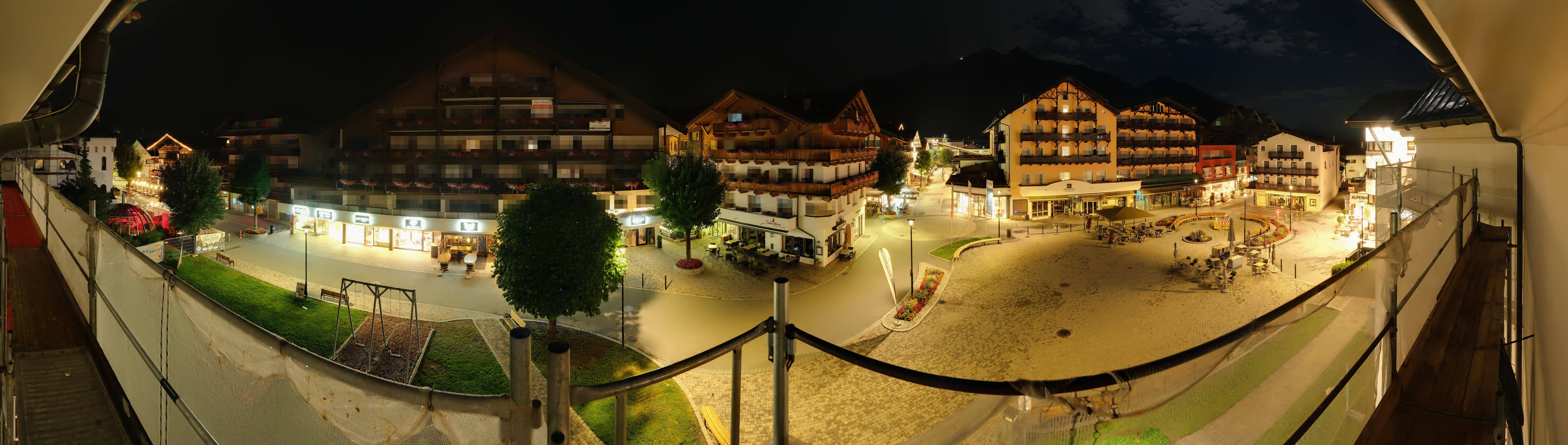 Archiv Foto Webcam Dorfplatz, Seefeld in Tirol