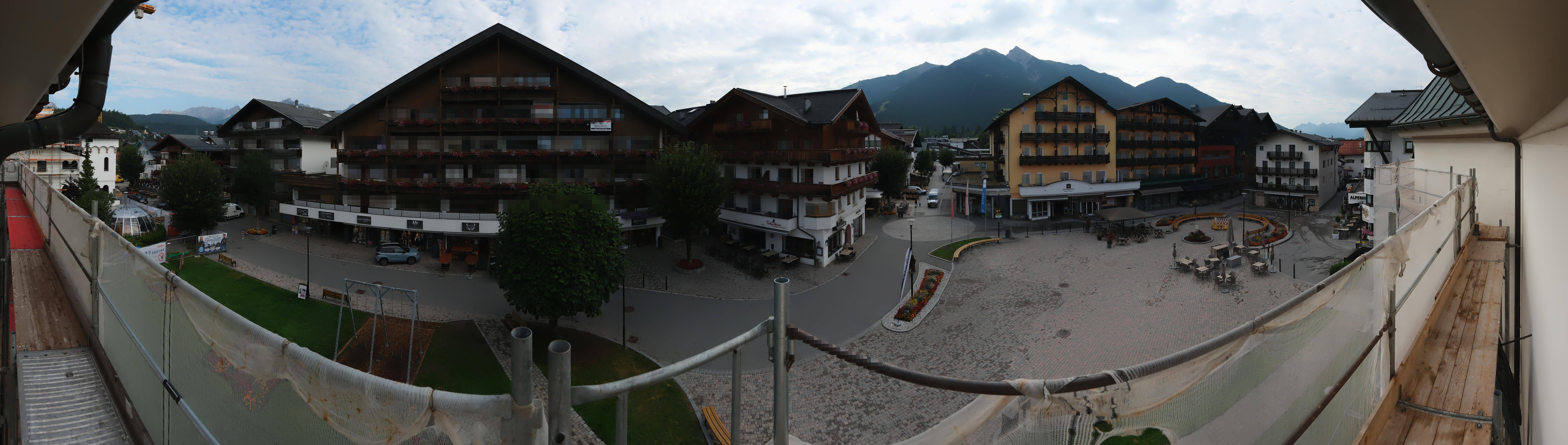 Archiv Foto Webcam Dorfplatz, Seefeld in Tirol