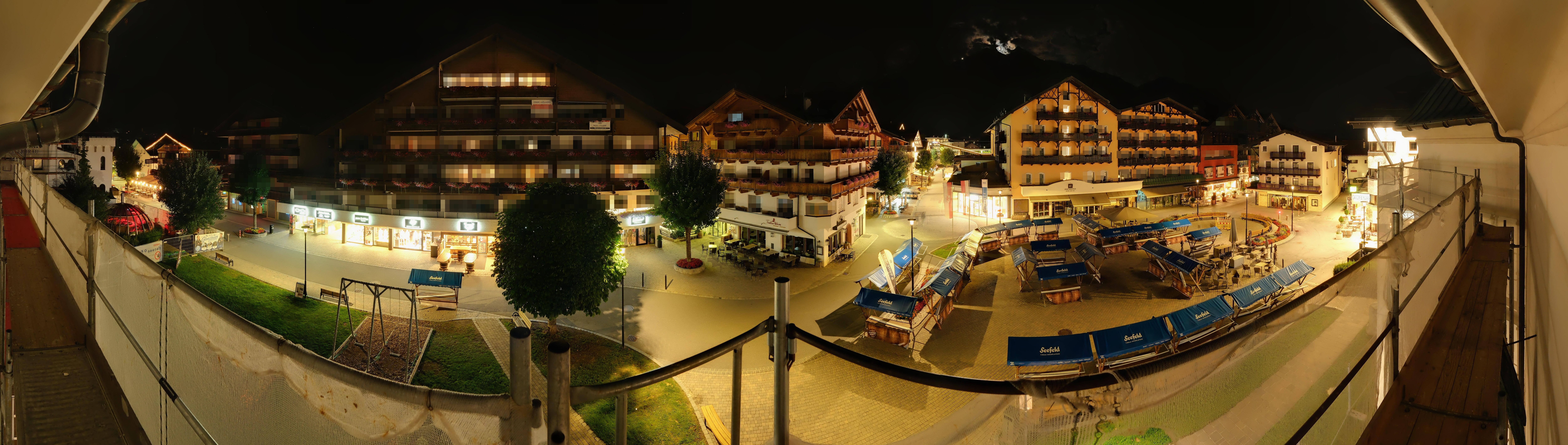 Archiv Foto Webcam Dorfplatz, Seefeld in Tirol