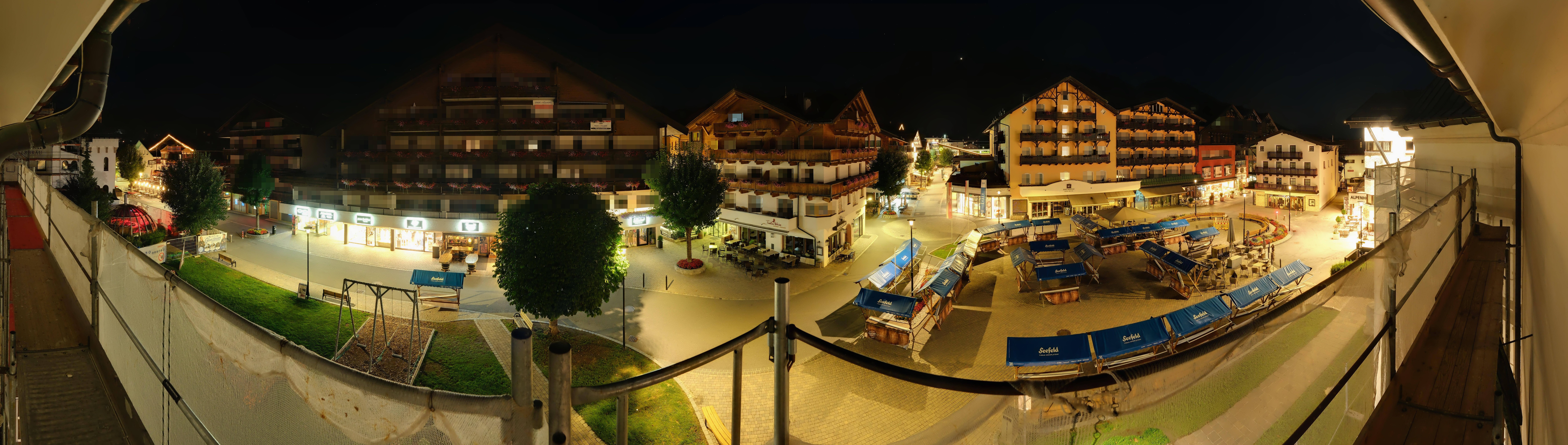 Archiv Foto Webcam Dorfplatz, Seefeld in Tirol