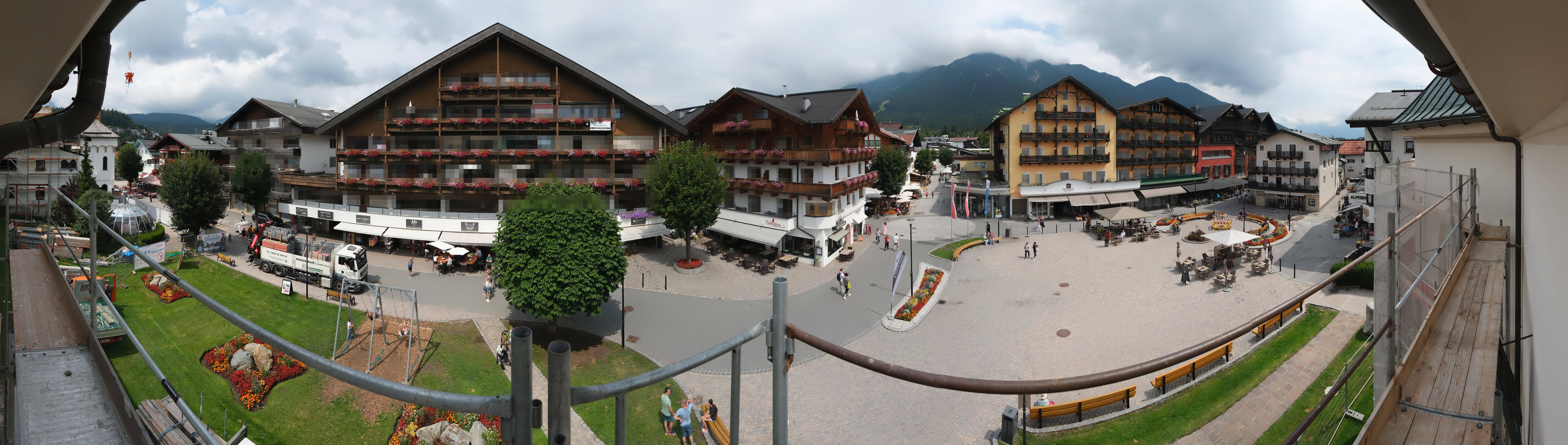 Archived image Webcam Village square, Seefeld