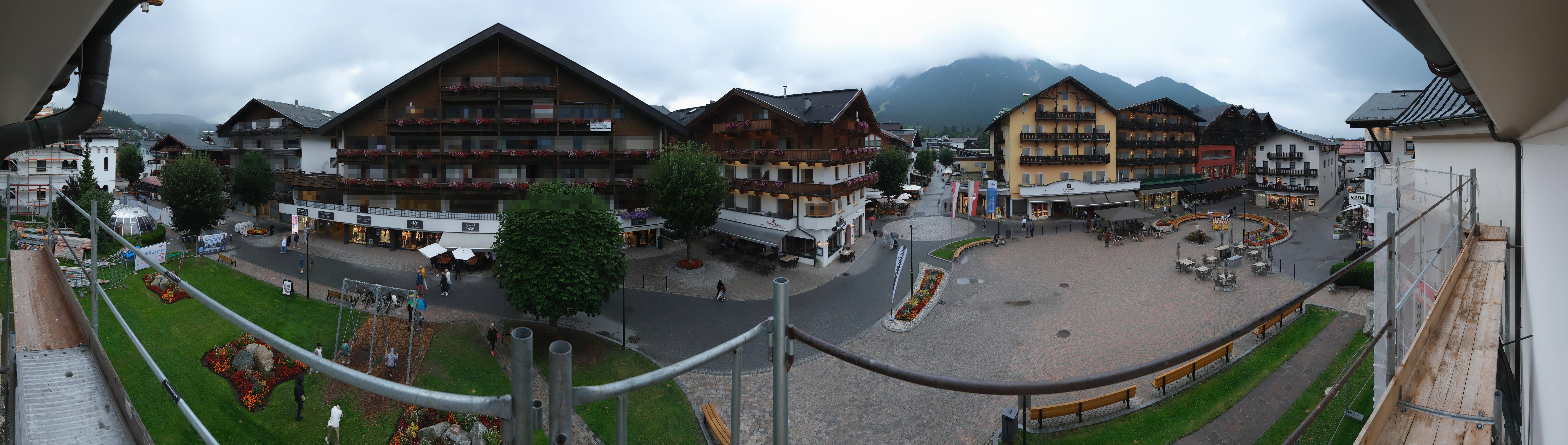 Archiv Foto Webcam Dorfplatz, Seefeld in Tirol