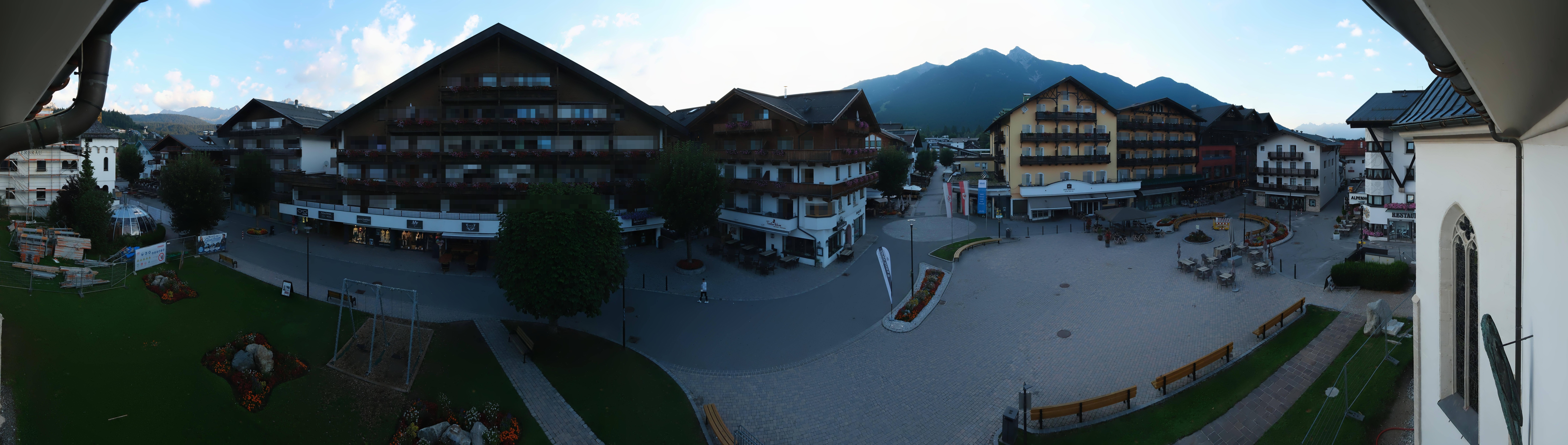 Archiv Foto Webcam Dorfplatz, Seefeld in Tirol