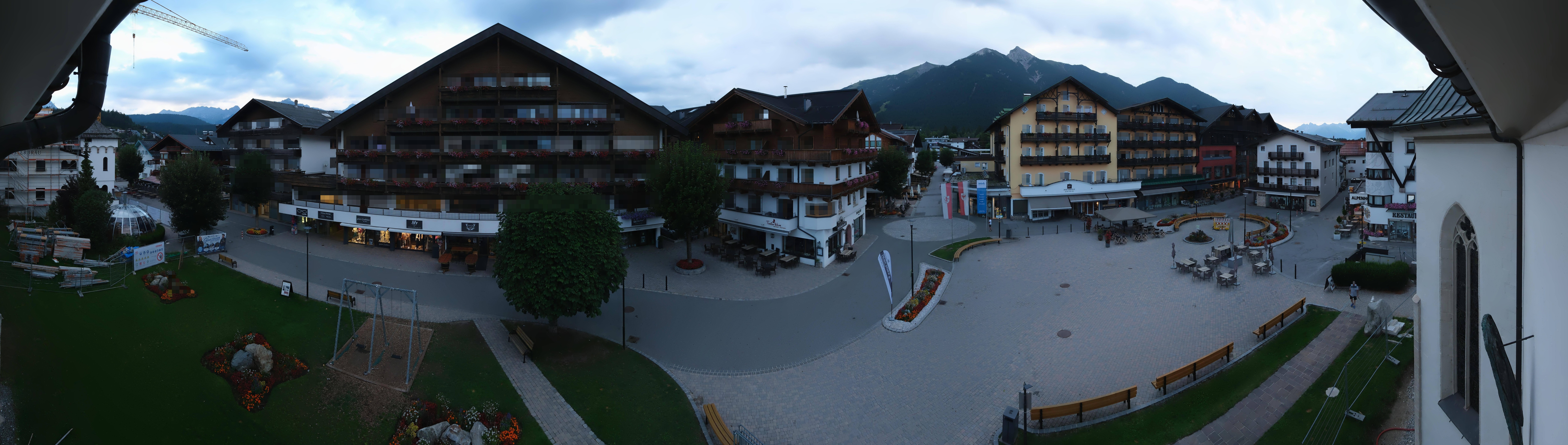 Archiv Foto Webcam Dorfplatz, Seefeld in Tirol