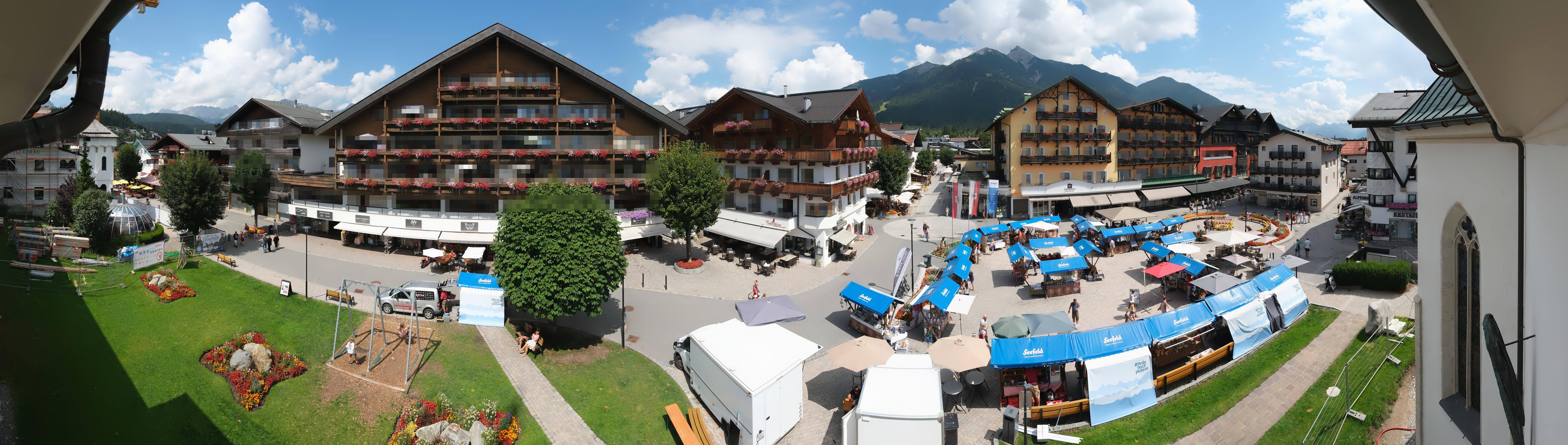 Archiv Foto Webcam Dorfplatz, Seefeld in Tirol