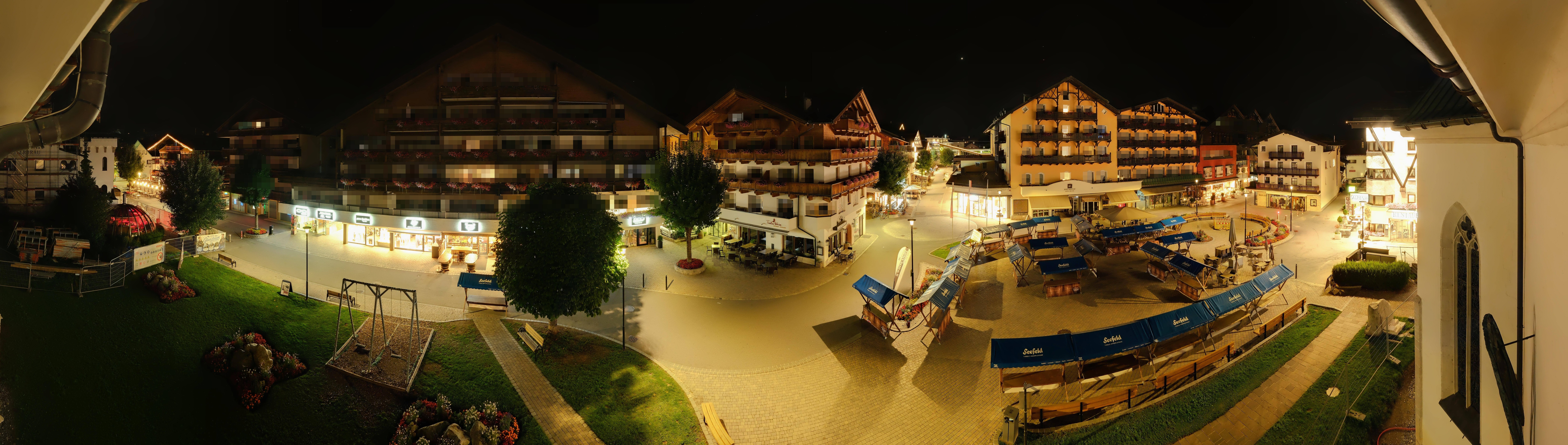 Archiv Foto Webcam Dorfplatz, Seefeld in Tirol