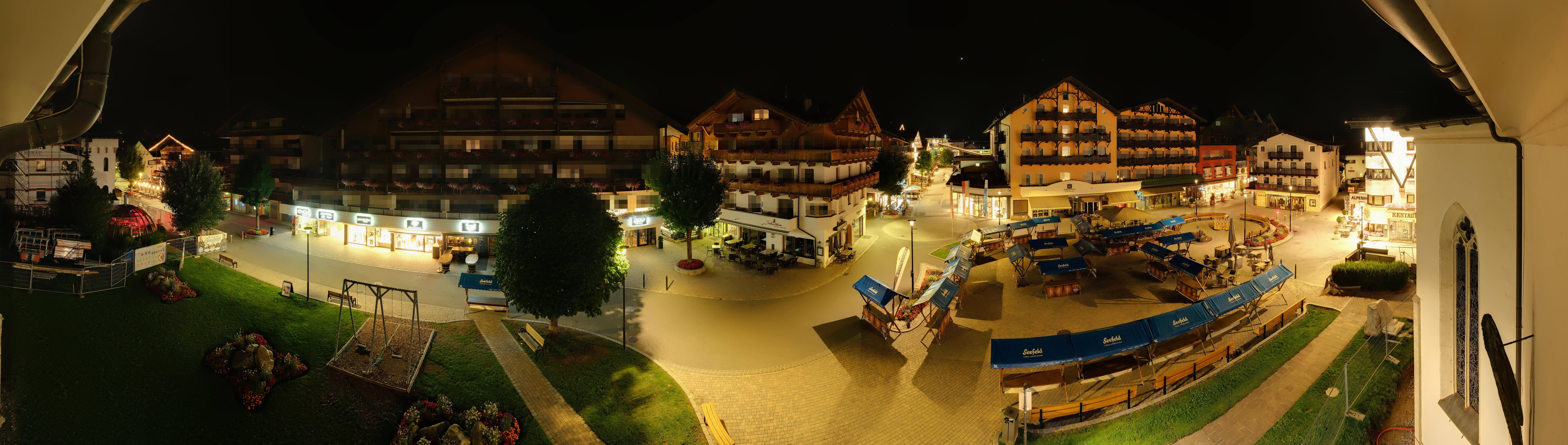 Archiv Foto Webcam Dorfplatz, Seefeld in Tirol