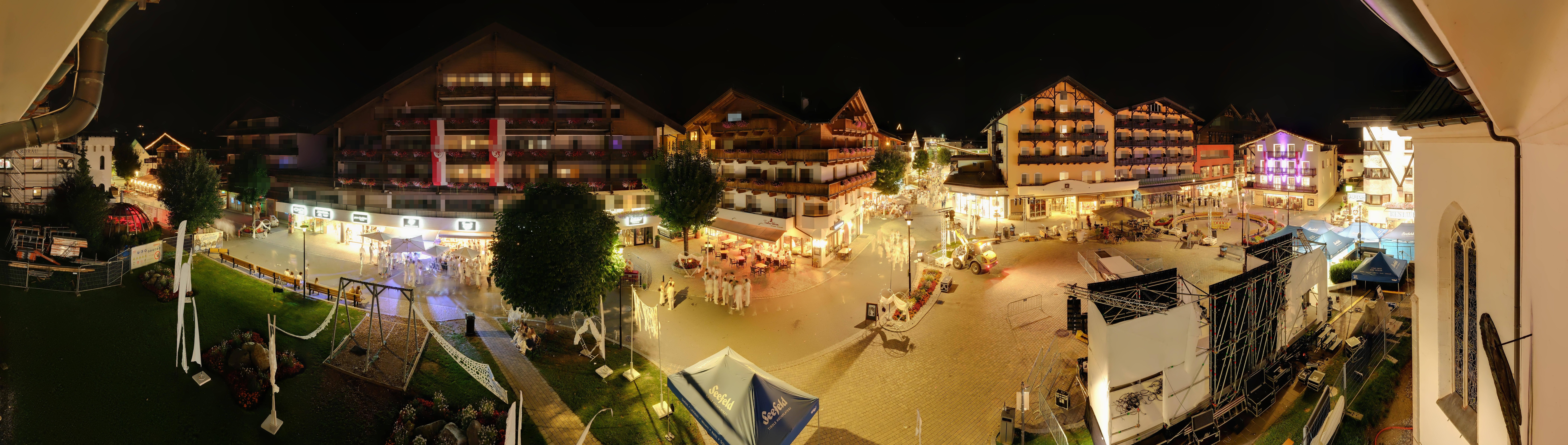 Archiv Foto Webcam Dorfplatz, Seefeld in Tirol
