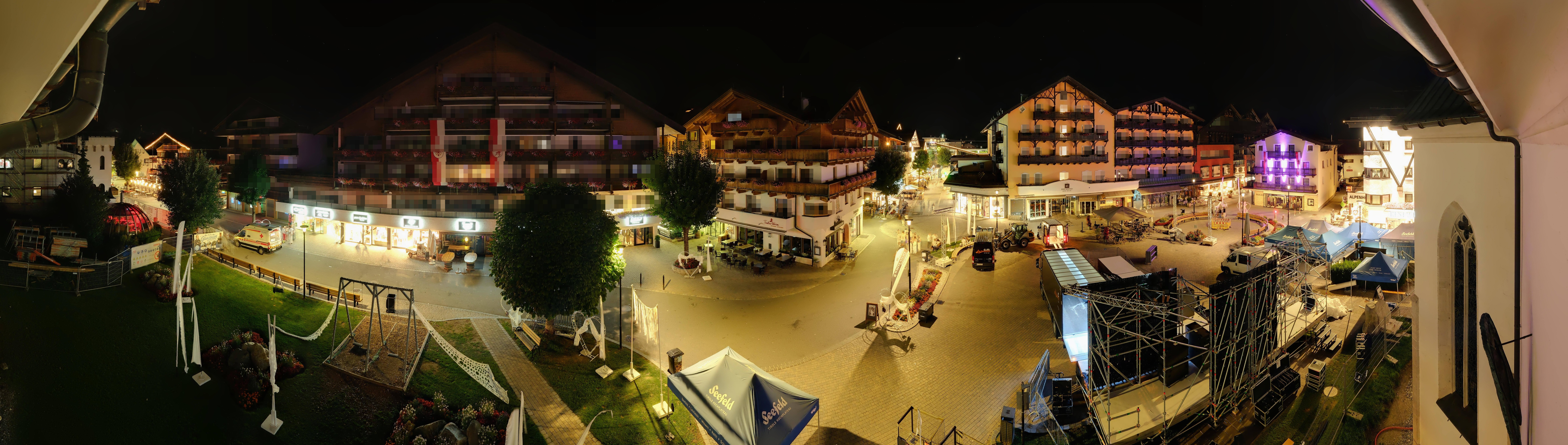 Archiv Foto Webcam Dorfplatz, Seefeld in Tirol