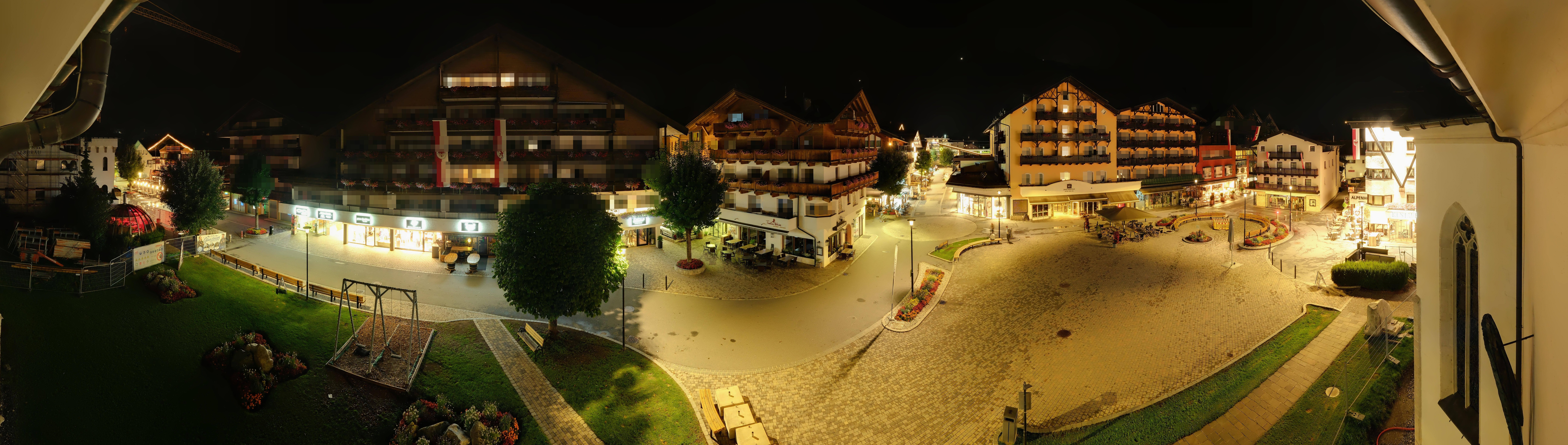 Archiv Foto Webcam Dorfplatz, Seefeld in Tirol