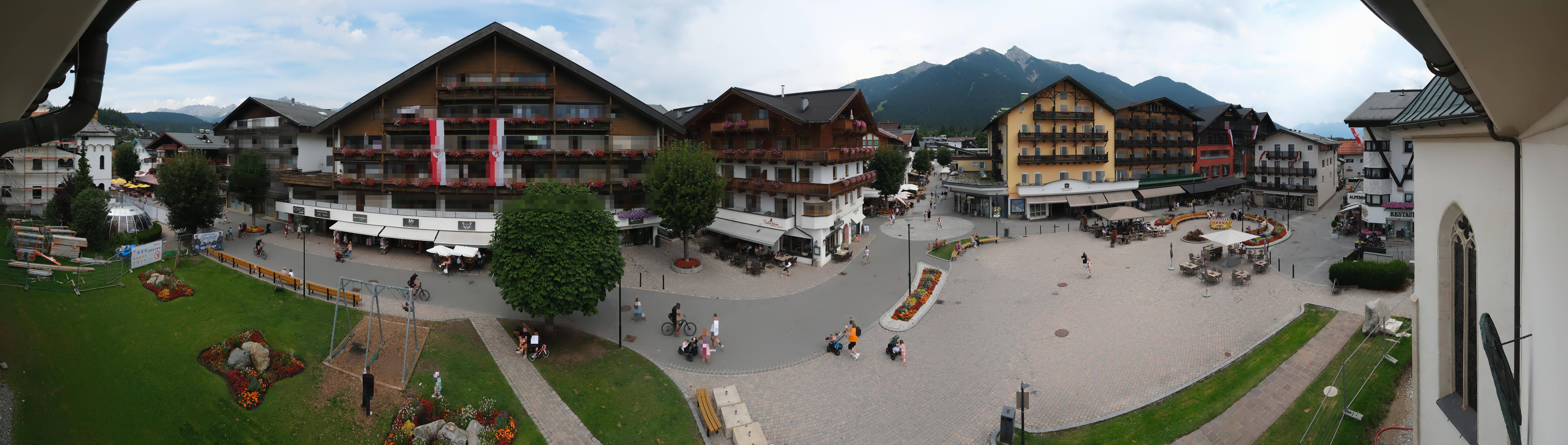 Archived image Webcam Village square, Seefeld
