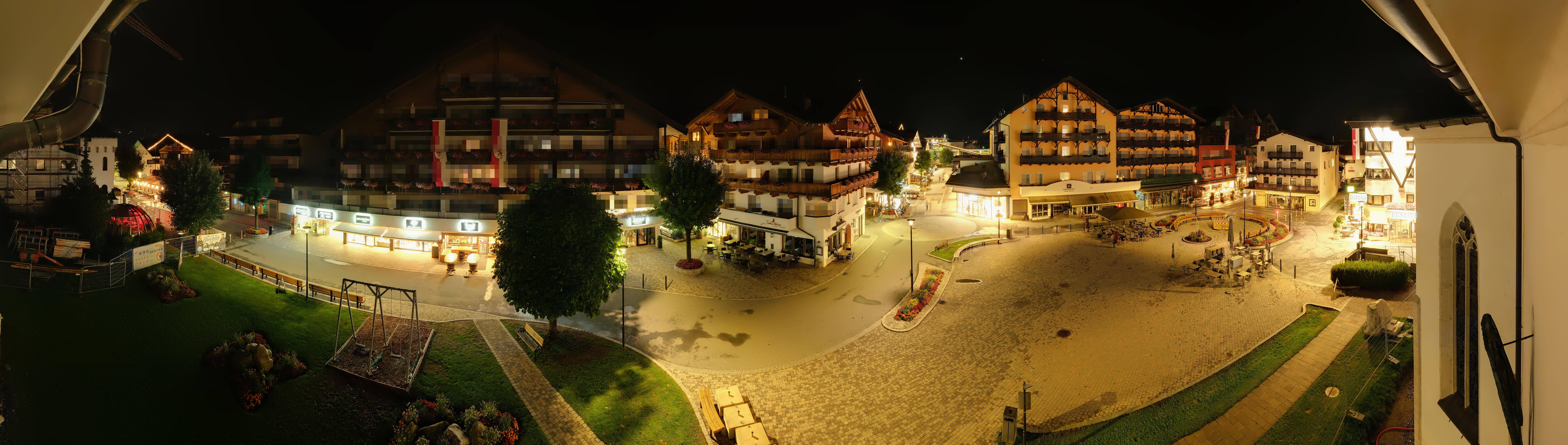 Archiv Foto Webcam Dorfplatz, Seefeld in Tirol