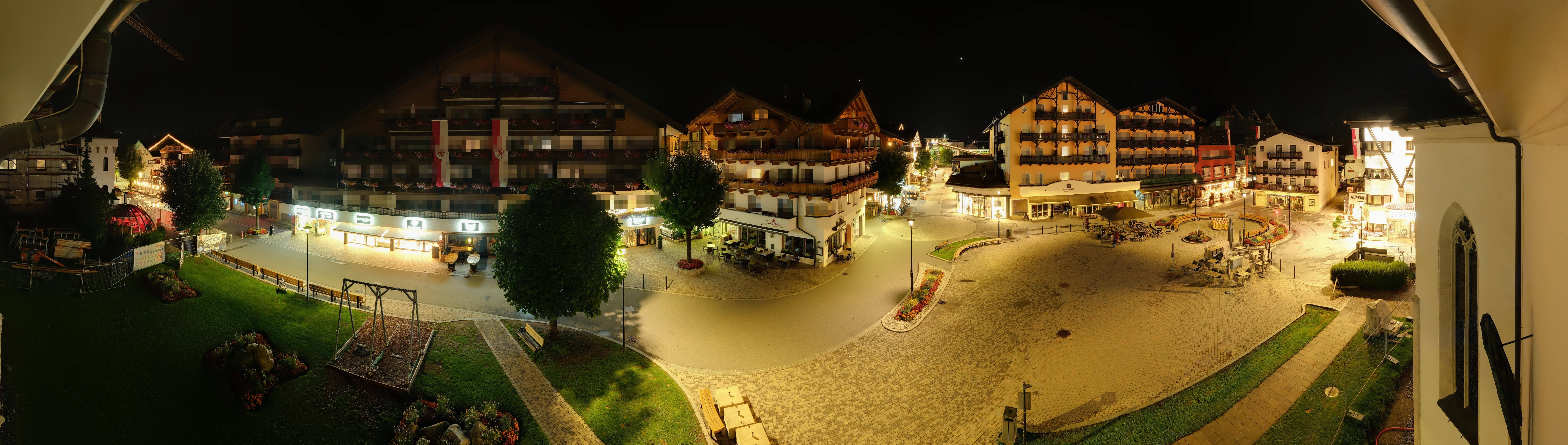 Archiv Foto Webcam Dorfplatz, Seefeld in Tirol