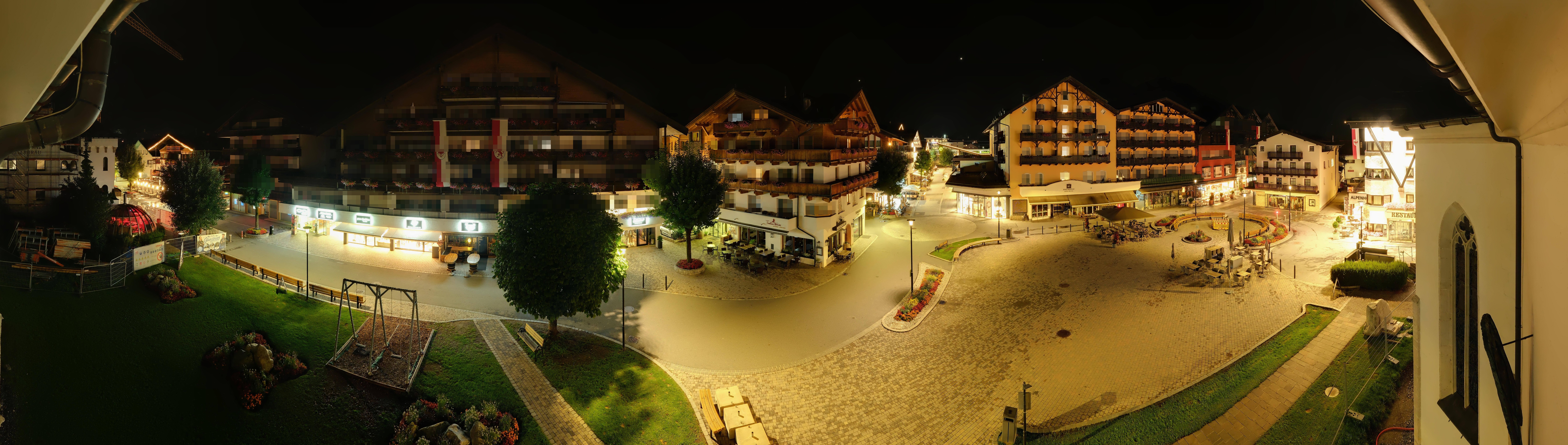 Archiv Foto Webcam Dorfplatz, Seefeld in Tirol