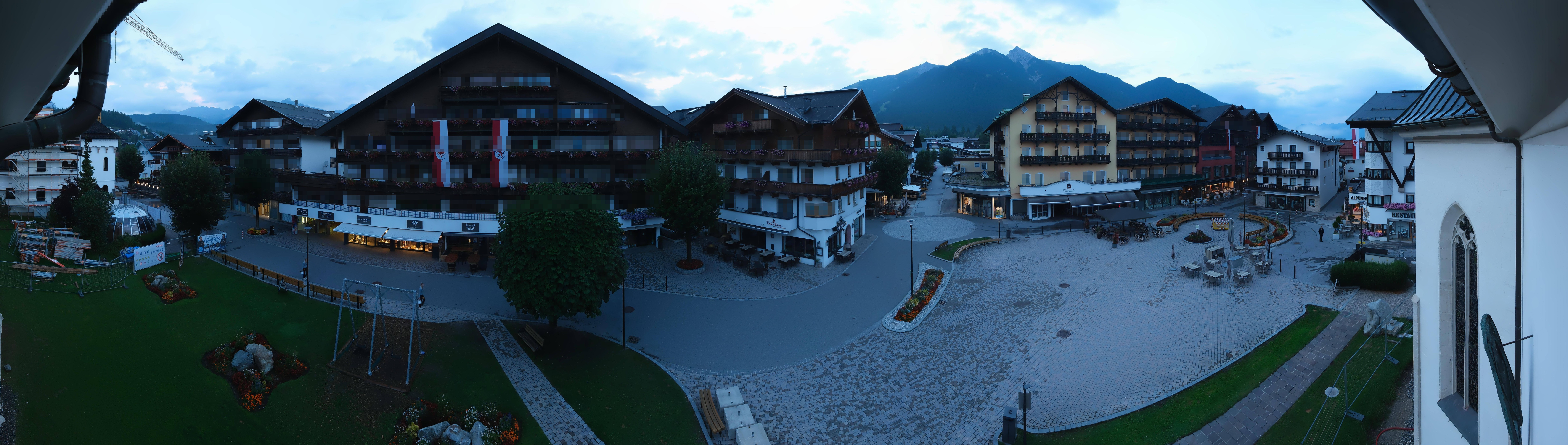 Archiv Foto Webcam Dorfplatz, Seefeld in Tirol