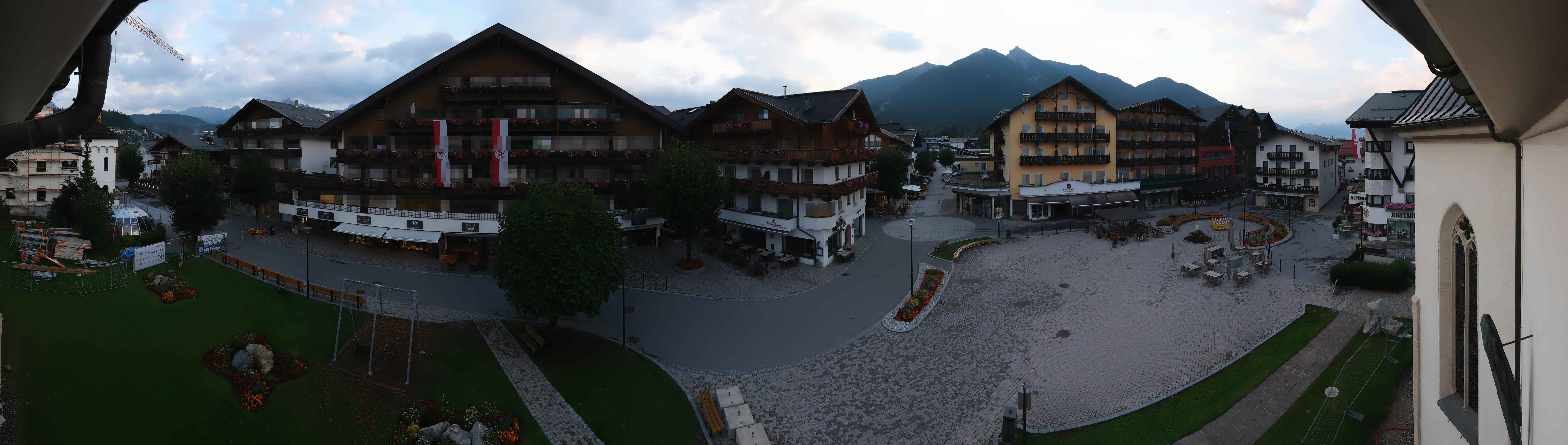 Archiv Foto Webcam Dorfplatz, Seefeld in Tirol