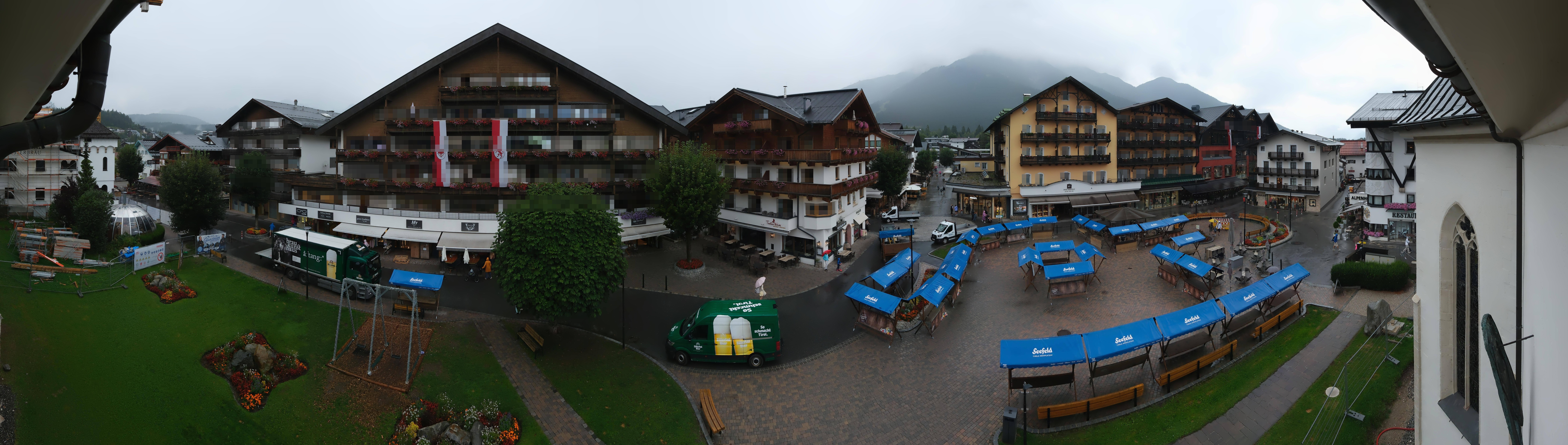 Archiv Foto Webcam Dorfplatz, Seefeld in Tirol