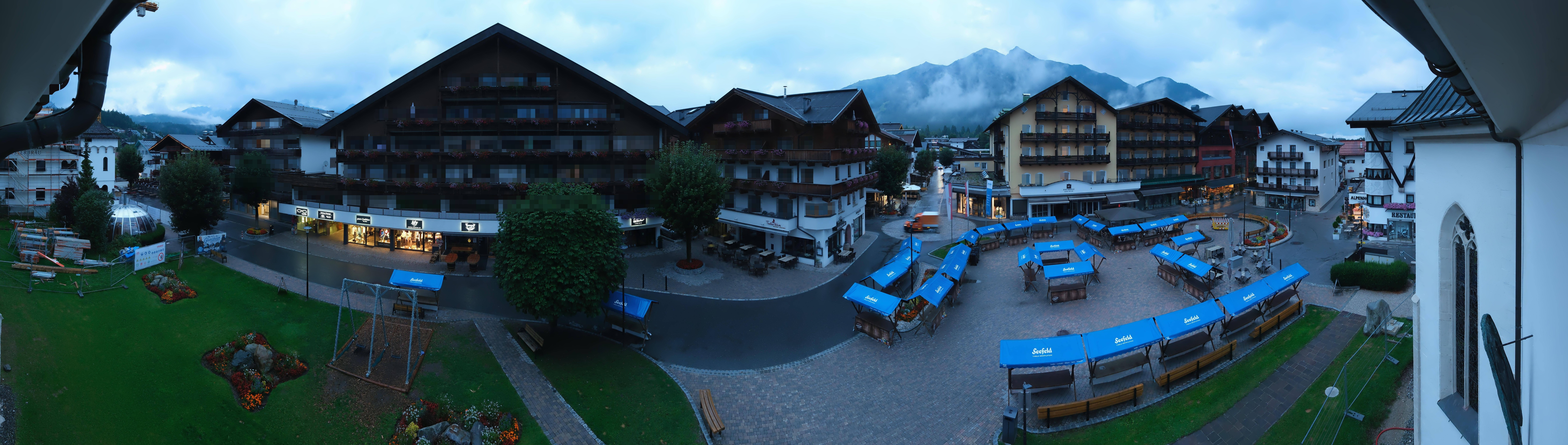 Archiv Foto Webcam Dorfplatz, Seefeld in Tirol