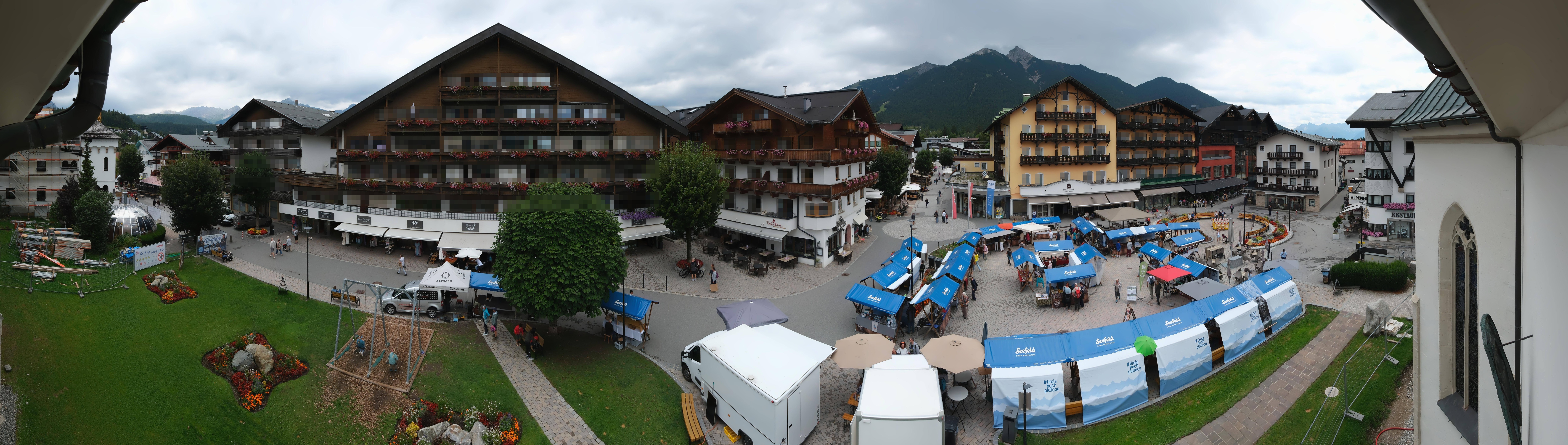 Archiv Foto Webcam Dorfplatz, Seefeld in Tirol