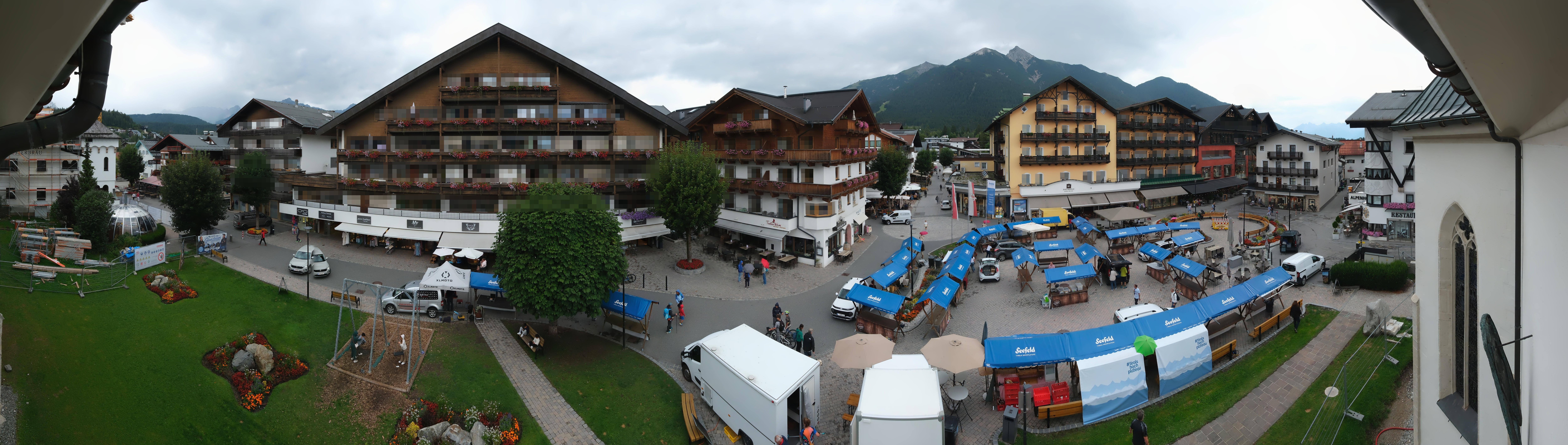 Archiv Foto Webcam Dorfplatz, Seefeld in Tirol