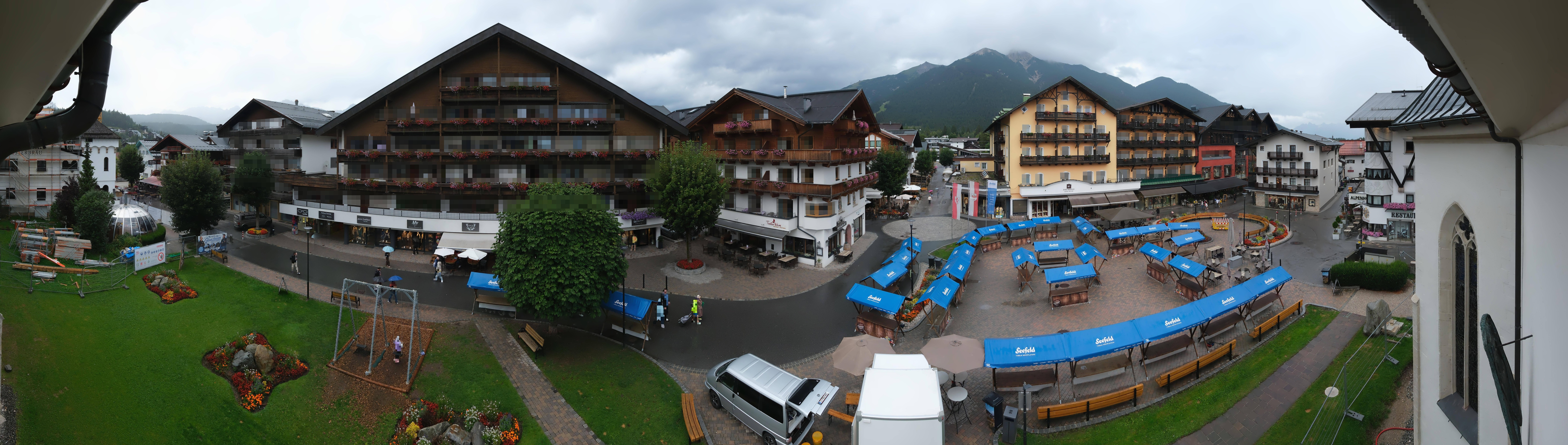 Archiv Foto Webcam Dorfplatz, Seefeld in Tirol