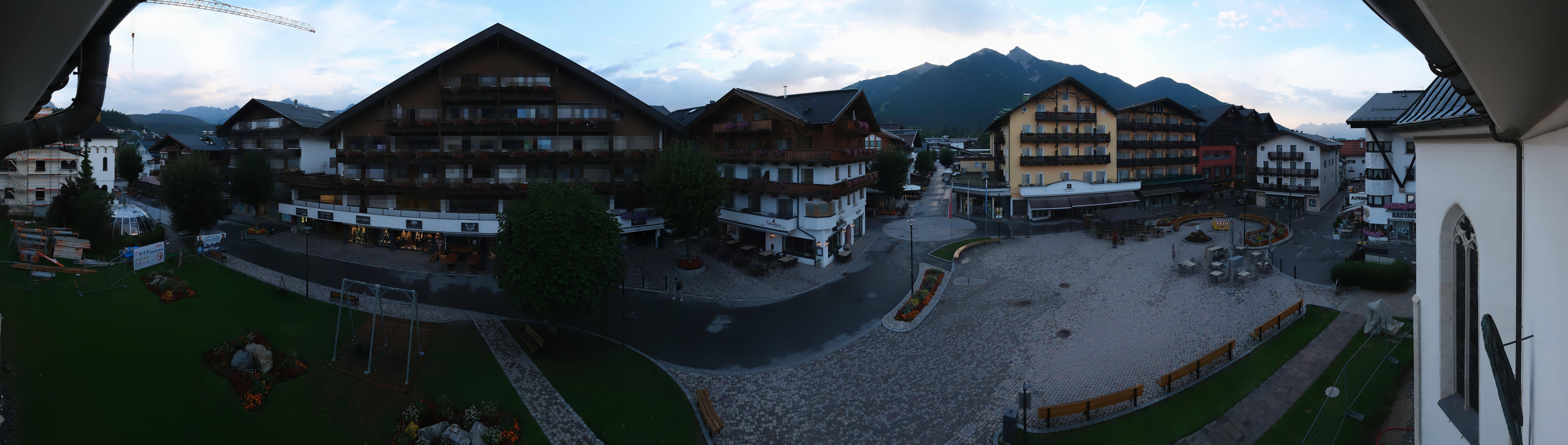 Archiv Foto Webcam Dorfplatz, Seefeld in Tirol