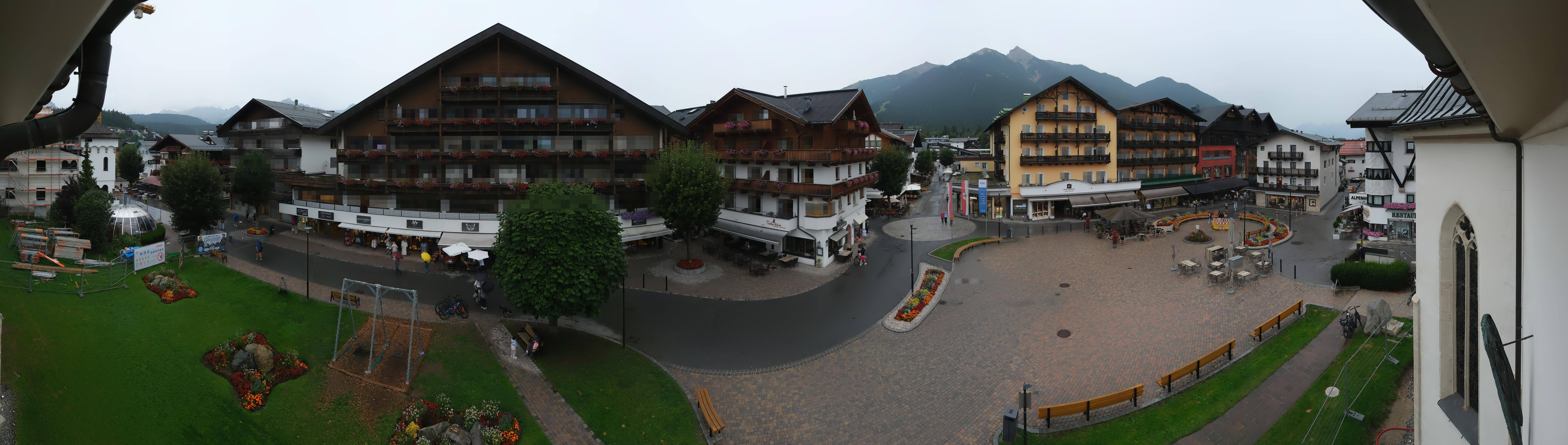 Archiv Foto Webcam Dorfplatz, Seefeld in Tirol